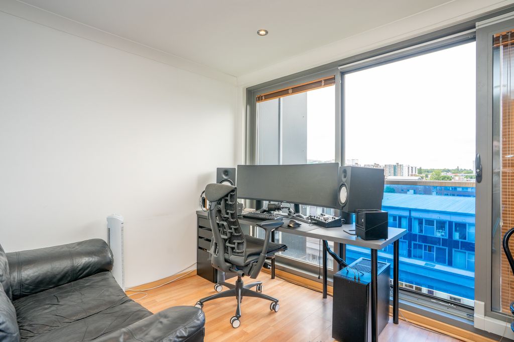 Property photo 2 of 10 W61551