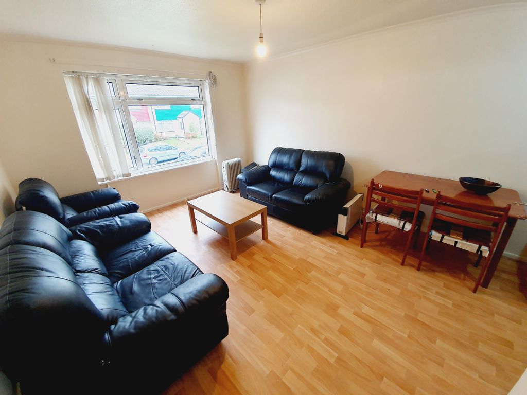 Property photo 3 of 5 Front