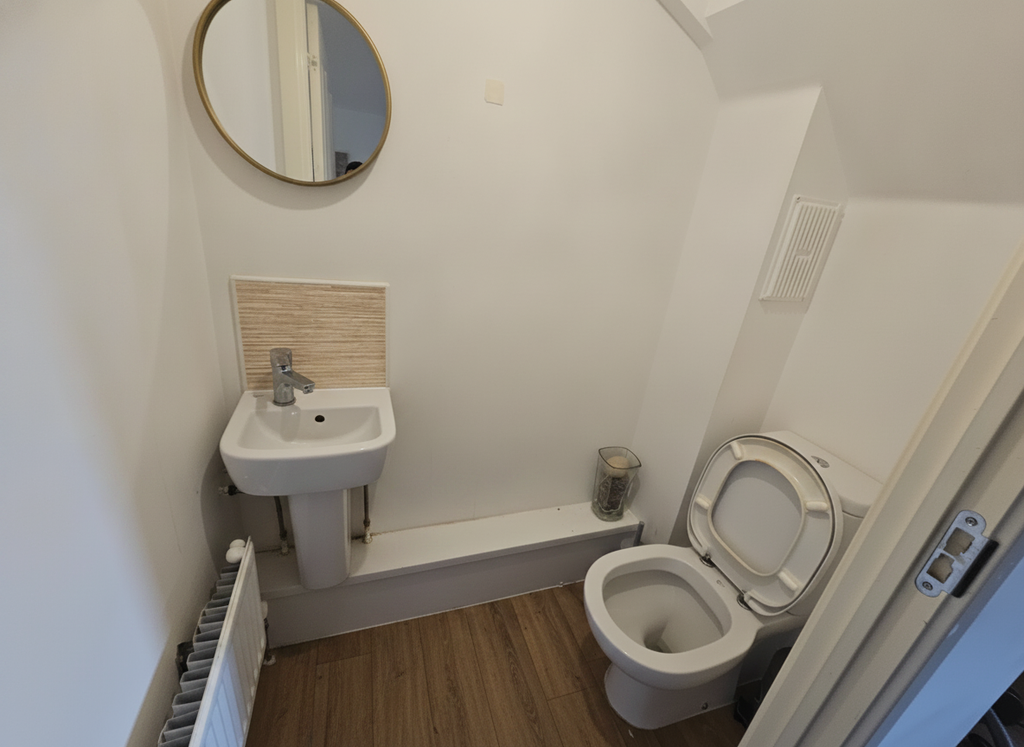 Property photo 2 of 9