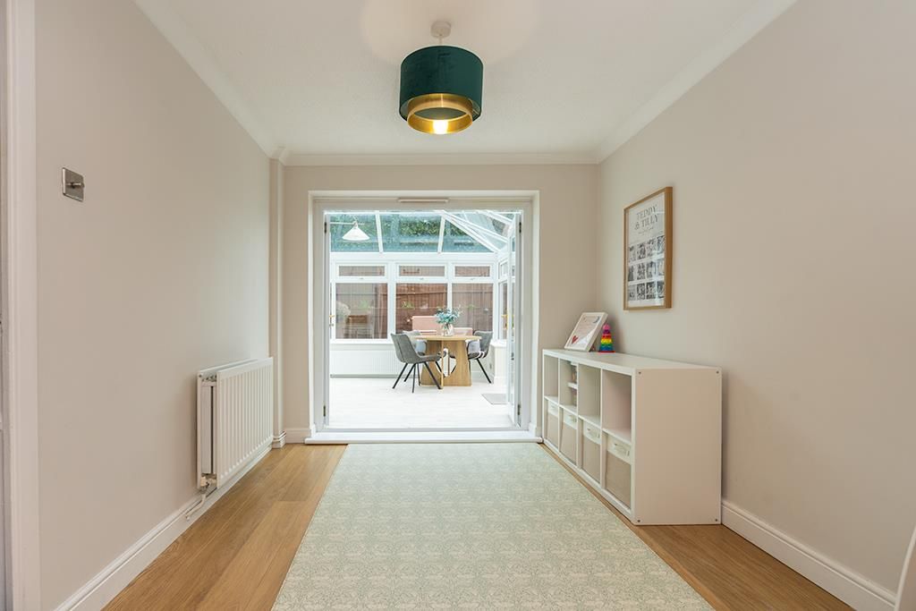 Property photo 3 of 16 Dining Room.Jpg