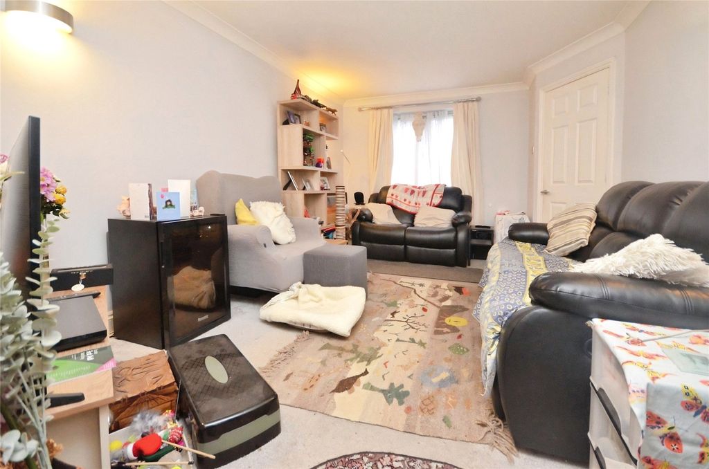 Property photo 3 of 11 Picture No. 01