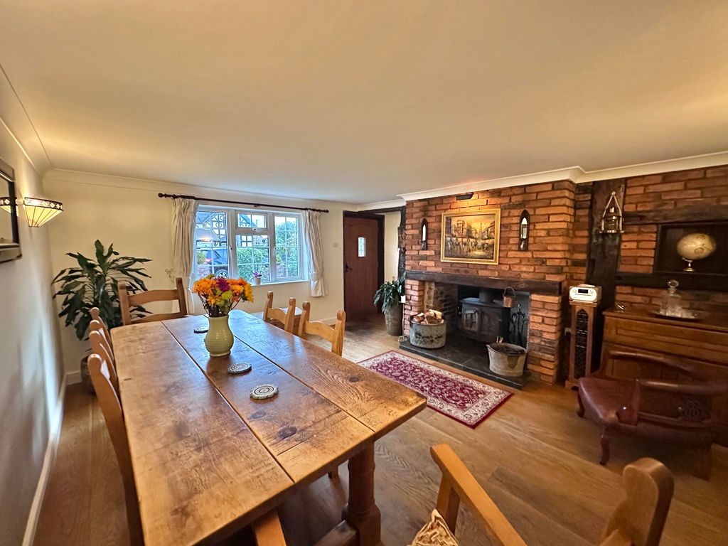 Property photo 3 of 61 118