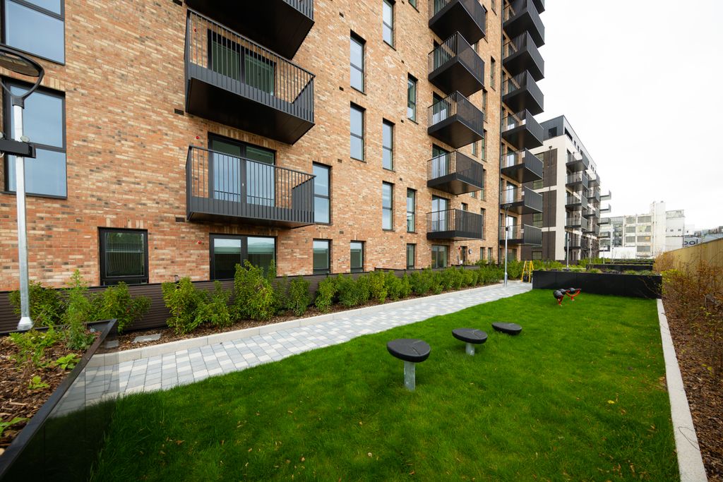 Property photo 3 of 19