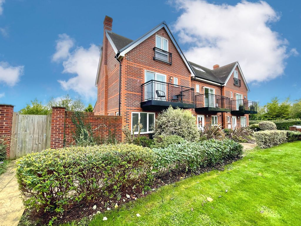 Property photo 1 of 15