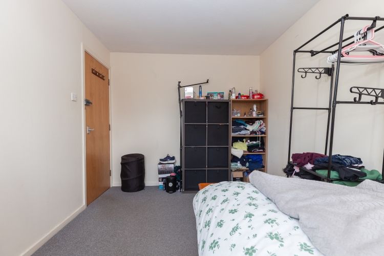 Property photo 2 of 14 282725