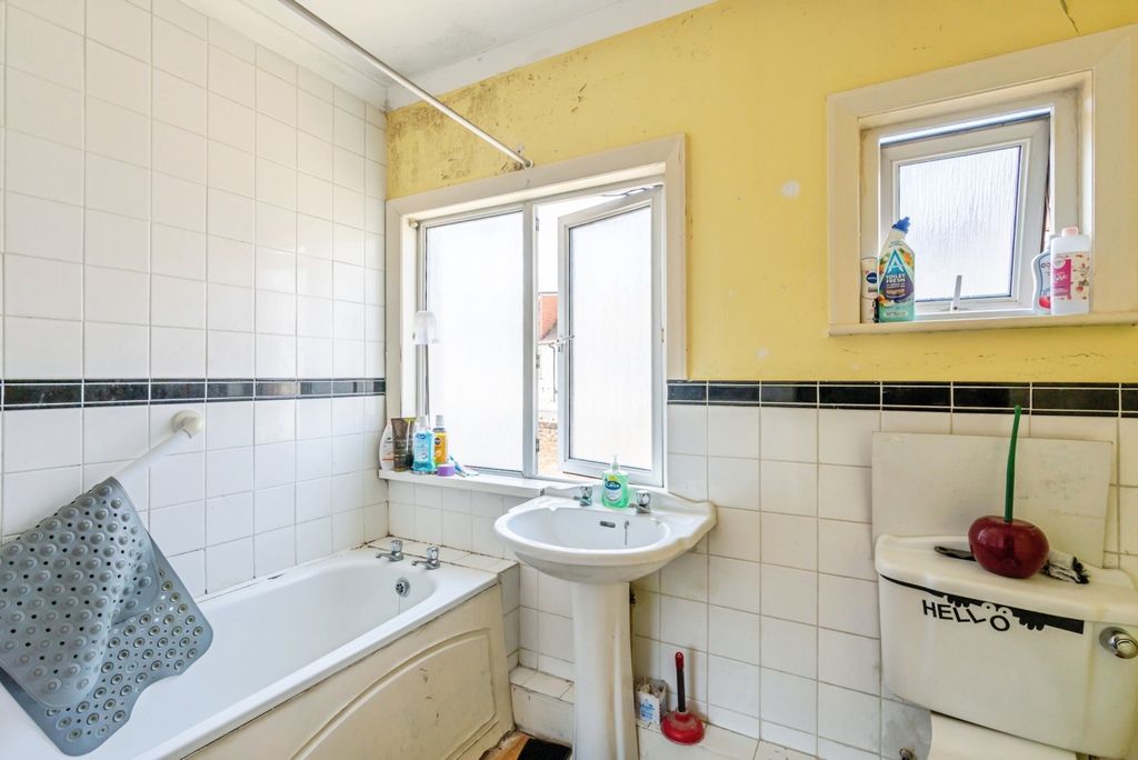 Property photo 2 of 10 Pbox-Img.Jpg