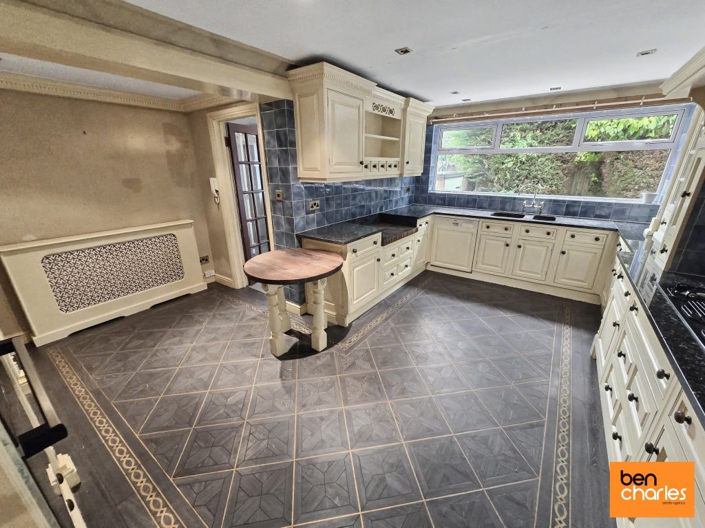 Property photo 3 of 18 Picture No. 34