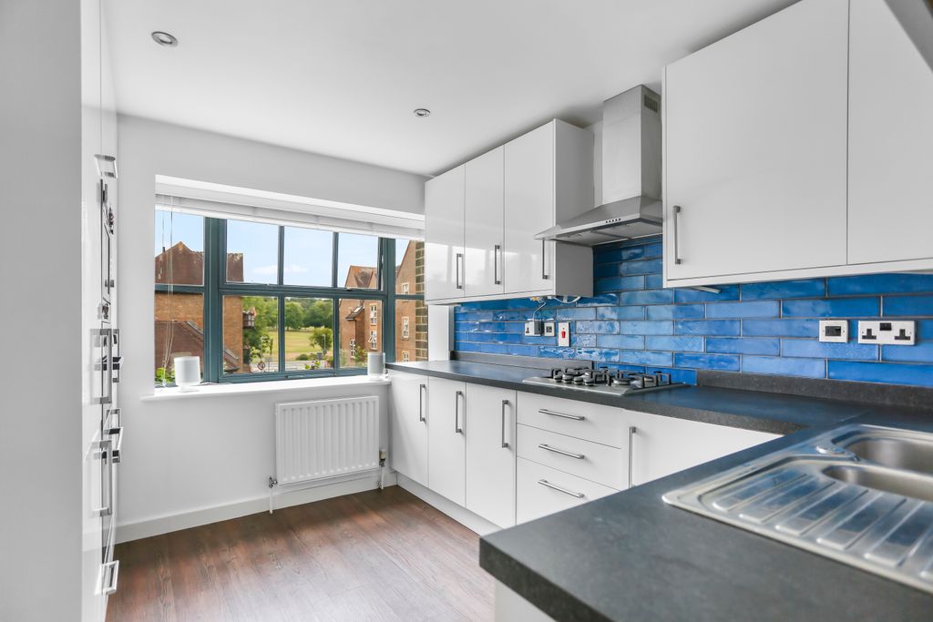 Property photo 3 of 20 296A5815