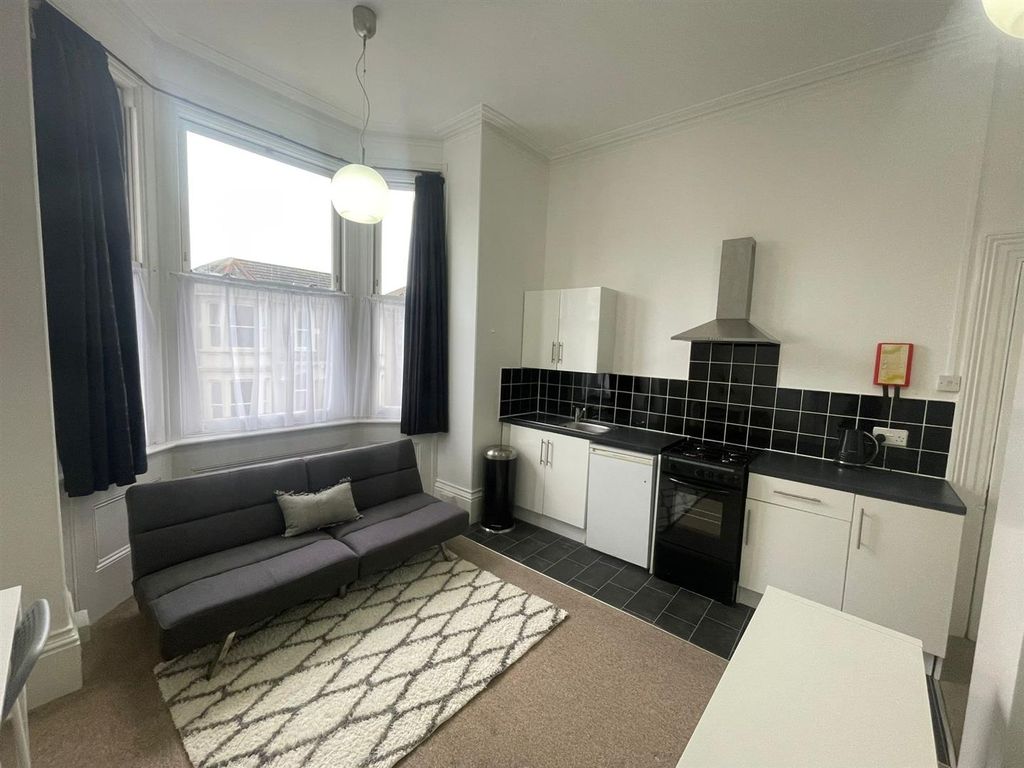 Property photo 2 of 4 Original-83B49Fe4-497B-41Be-A08E-F9Ffd28985B8.Jpeg