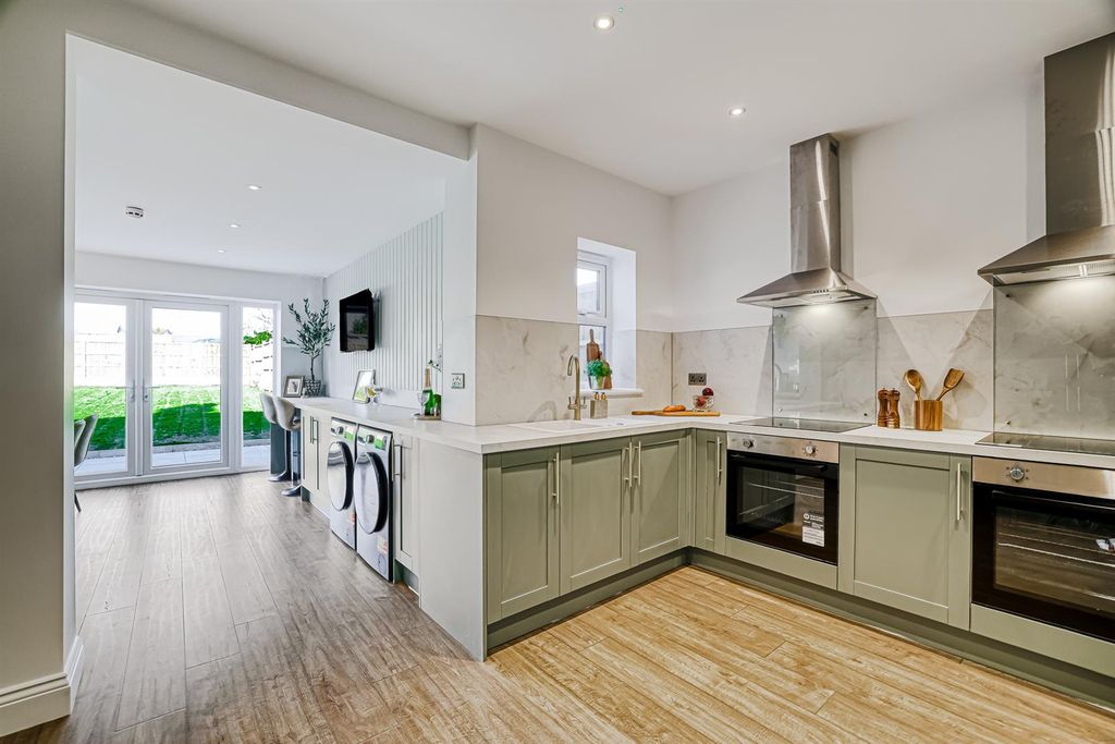 Property photo 2 of 19 Ftn_5166_Hdr-Edit.Jpg