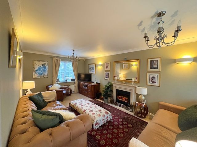 Property photo 3 of 19