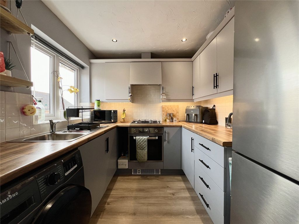 Property photo 2 of 12 Picture No. 05