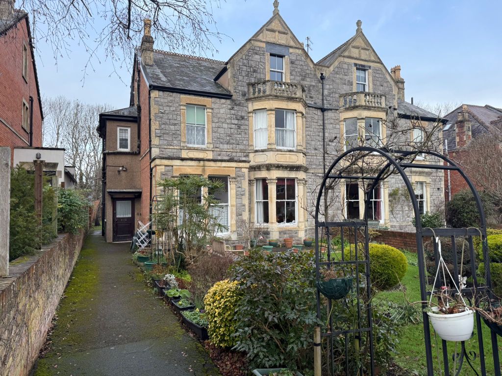 Property photo 1 of 10 Image