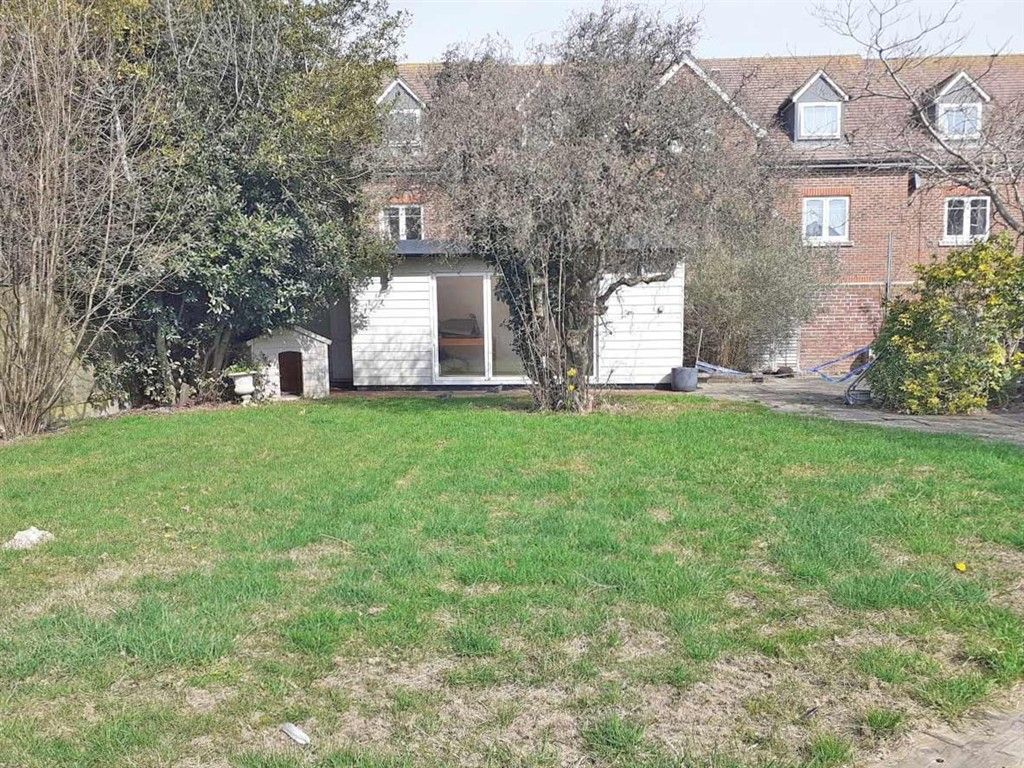 Property photo 2 of 5