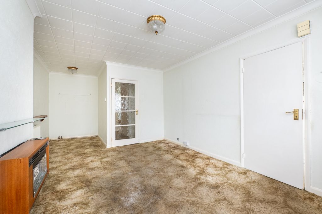 Property photo 2 of 10 Picture No. 15