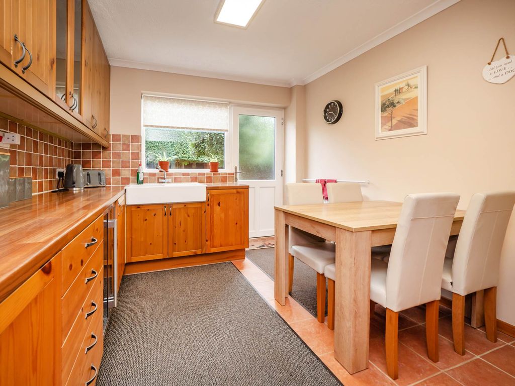Property photo 3 of 40