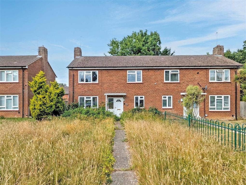 Property photo 1 of 5