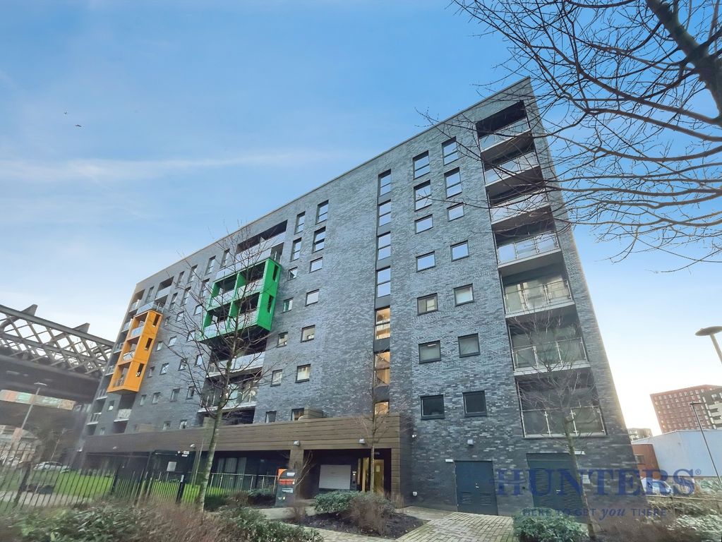 Property photo 1 of 13 Potato Wharf
