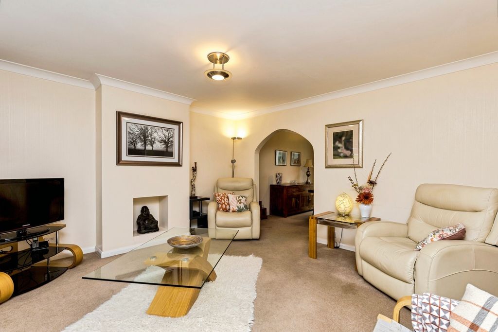 Property photo 3 of 19 Pbox-Img.Jpg
