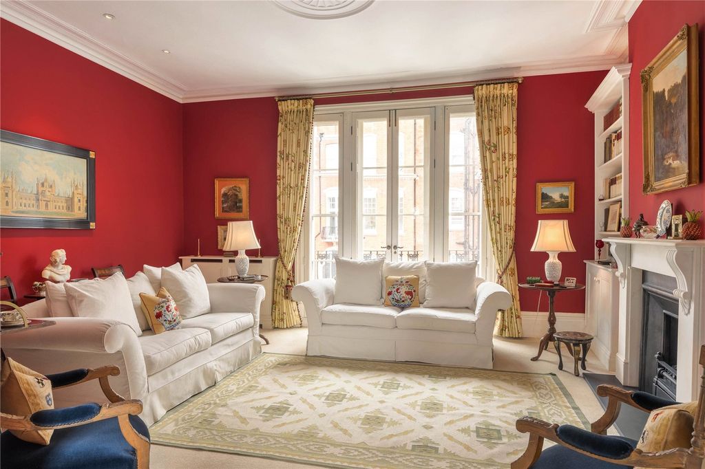 Property photo 3 of 13 Reception 1