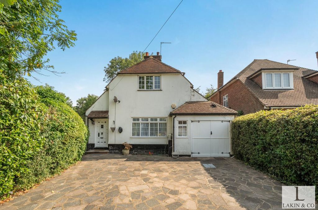 Property photo 1 of 18