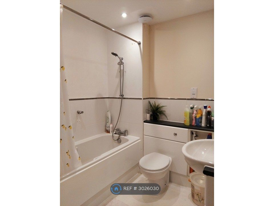 Property photo 3 of 4