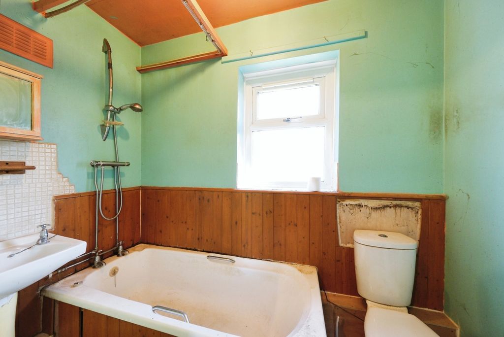 Property photo 3 of 20 Pbox-Img.Jpg