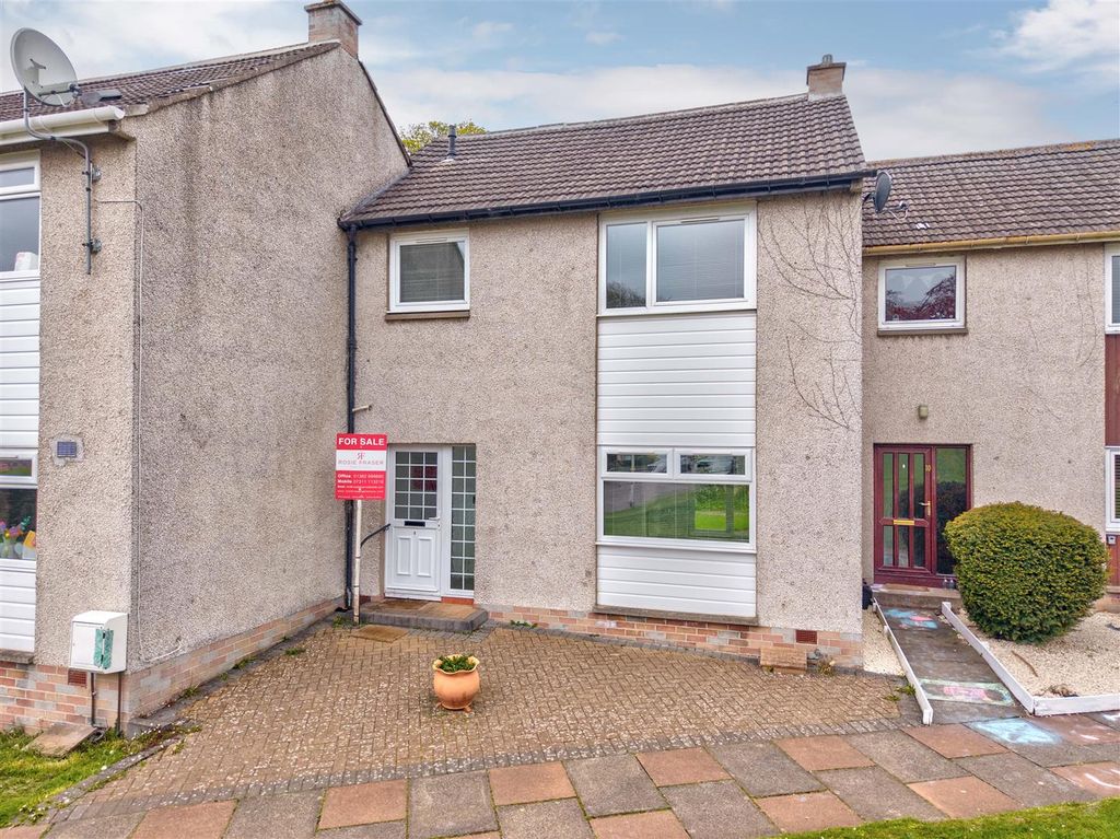 Property photo 3 of 19 8 Kinbrae Park Newport-17.Jpg