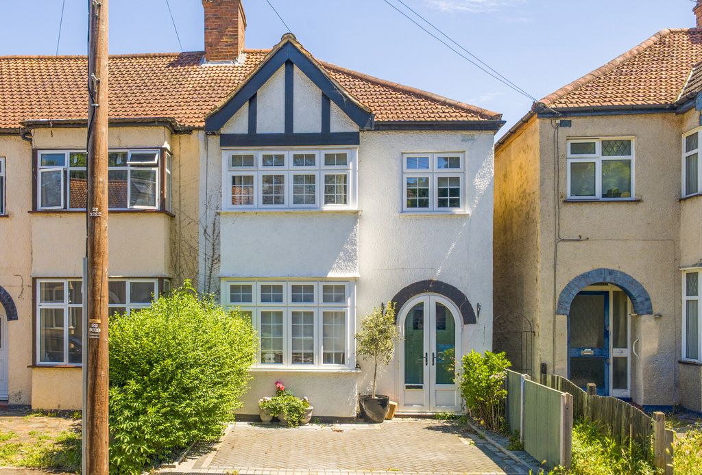 Property photo 1 of 17 1-6A3326B449d58-1...