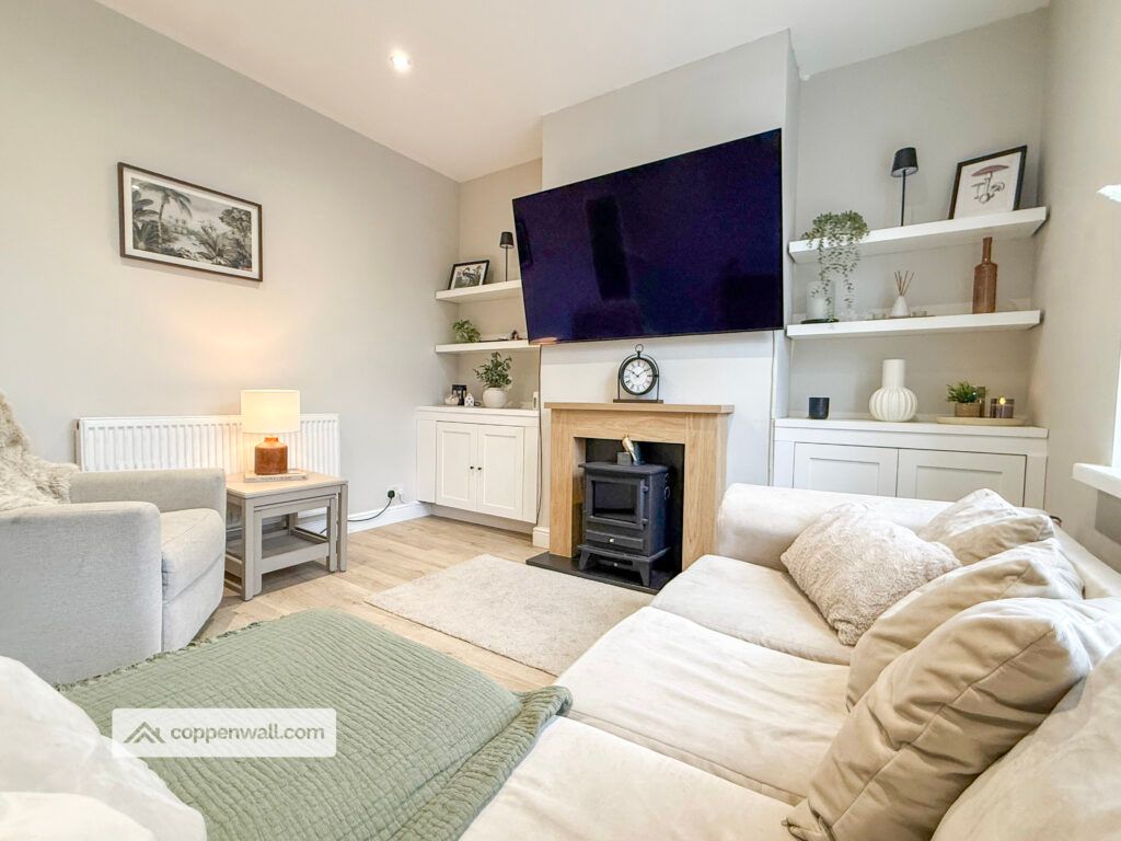 Property photo 2 of 20