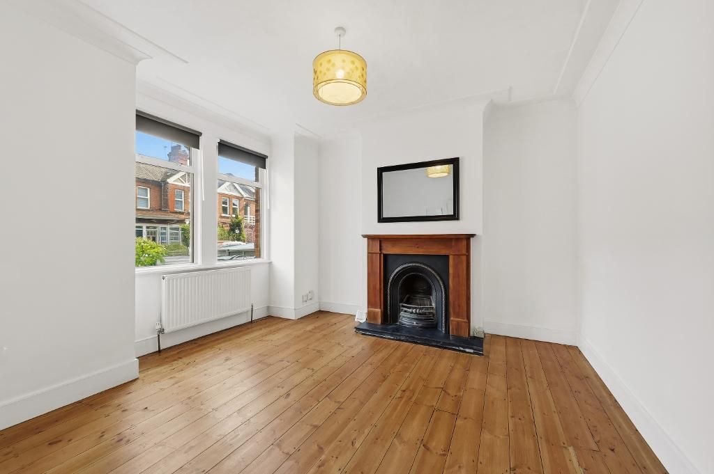 Property photo 3 of 17 Photo 3