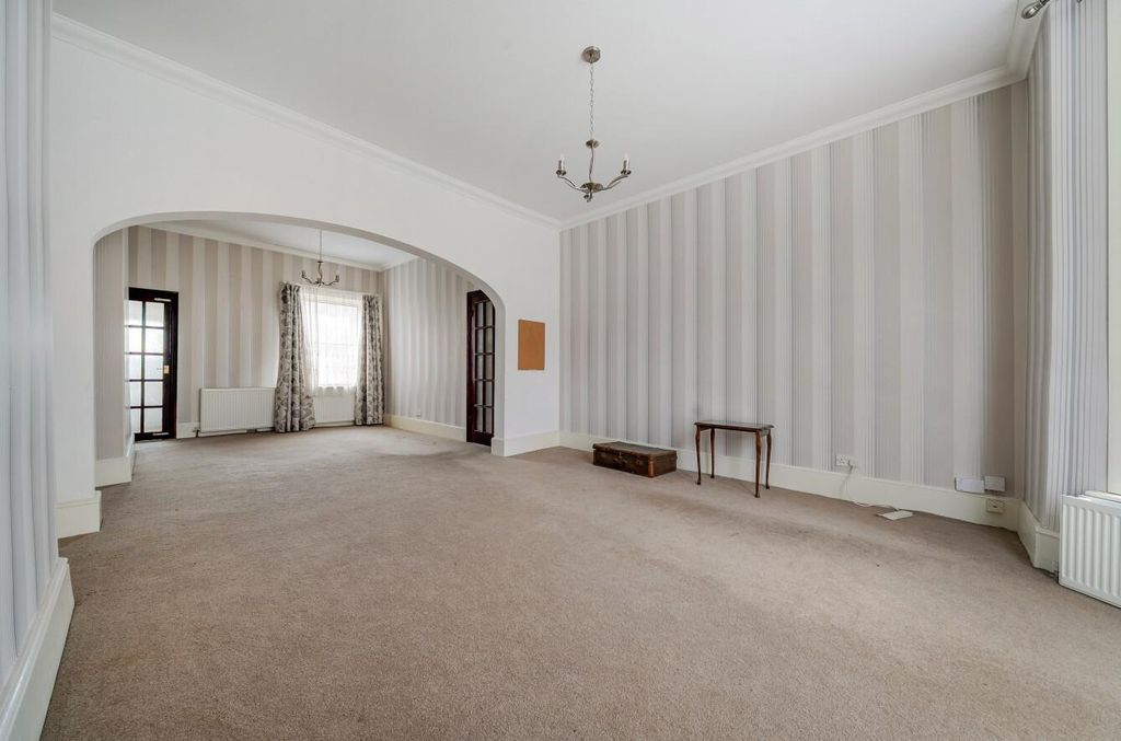 Property photo 3 of 12 Through Lounge - Reverse.Jpg