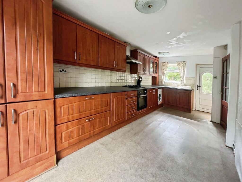 Property photo 2 of 11 5357351