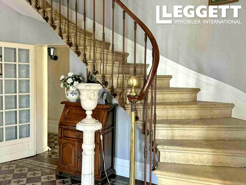 Property photo 3 of 10