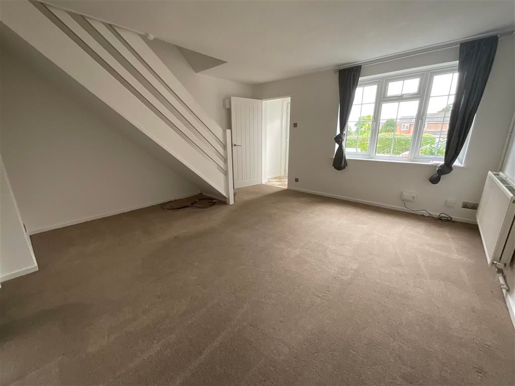 Property photo 1 of 9 Lounge A