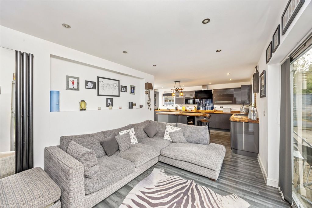 Property photo 3 of 19 Picture No. 19