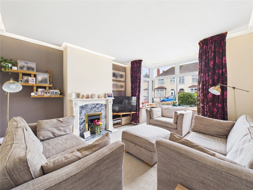 Property photo 3 of 20 Picture No. 02