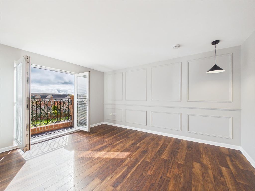 Property photo 2 of 14 Cam03782G0-Pr0299-Still025_Alt.Jpg