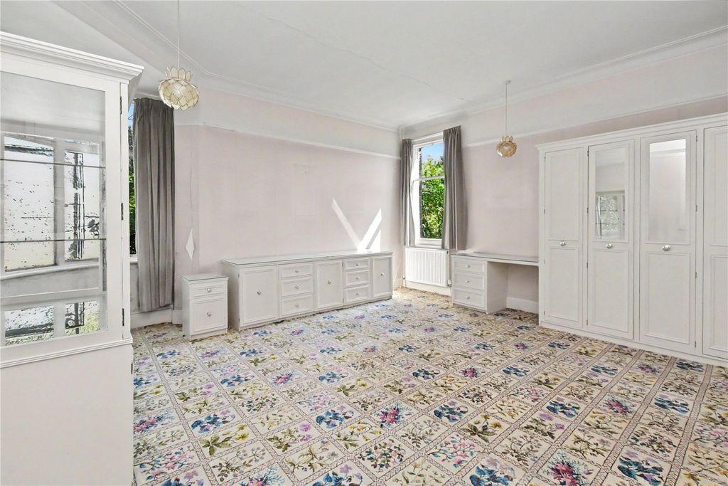 Property photo 3 of 11 Picture No. 12