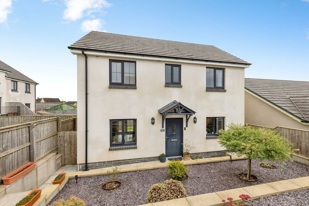 Property photo 1 of 27 Pbox-Img.Jpg