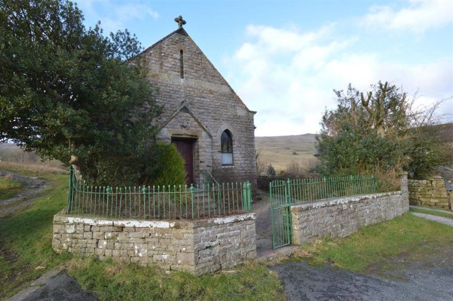 Property photo 2 of 13