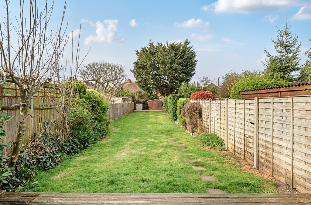 Property photo 2 of 23 Garden