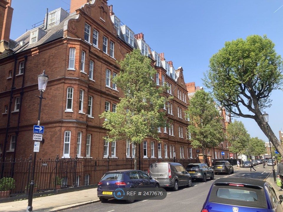 Property photo 1 of 10 Park Walk