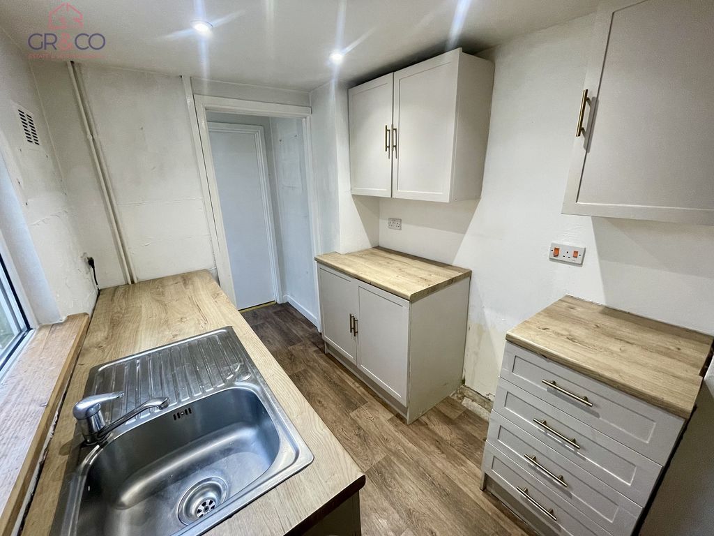 Property photo 2 of 21 Not Specified