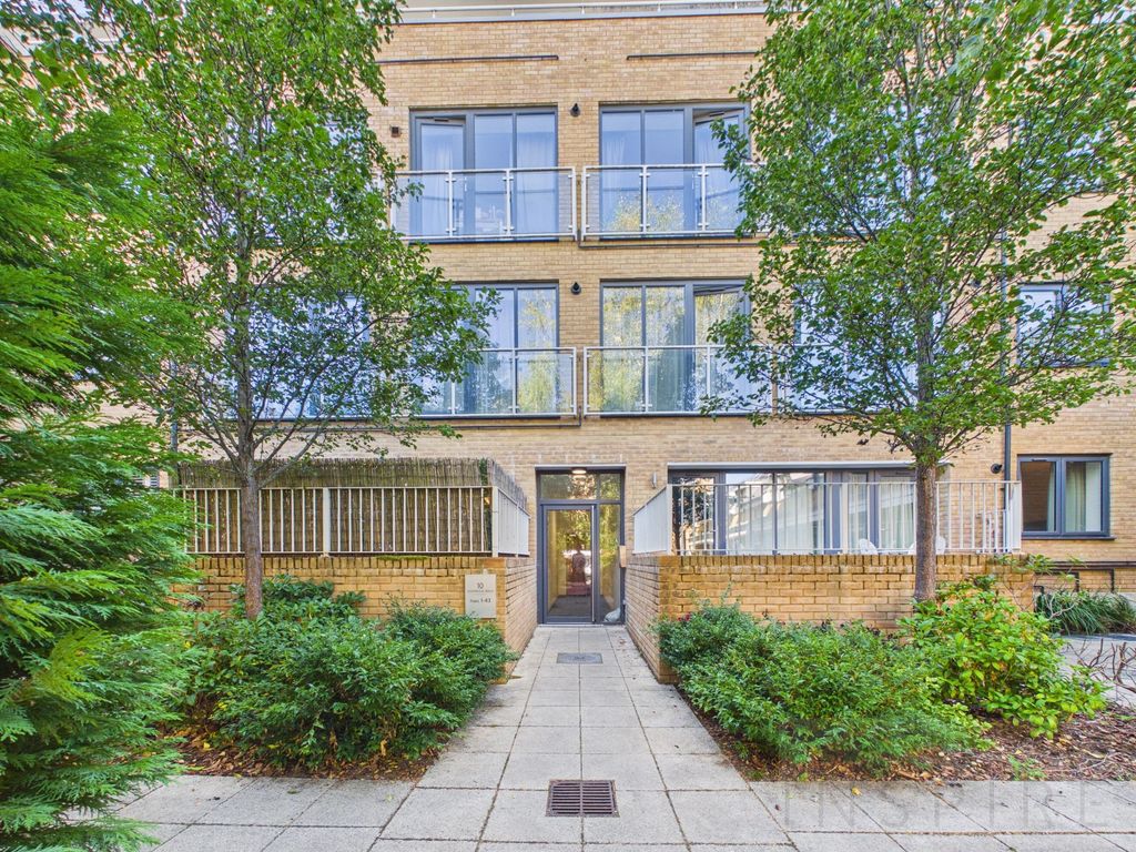 Property photo 1 of 24