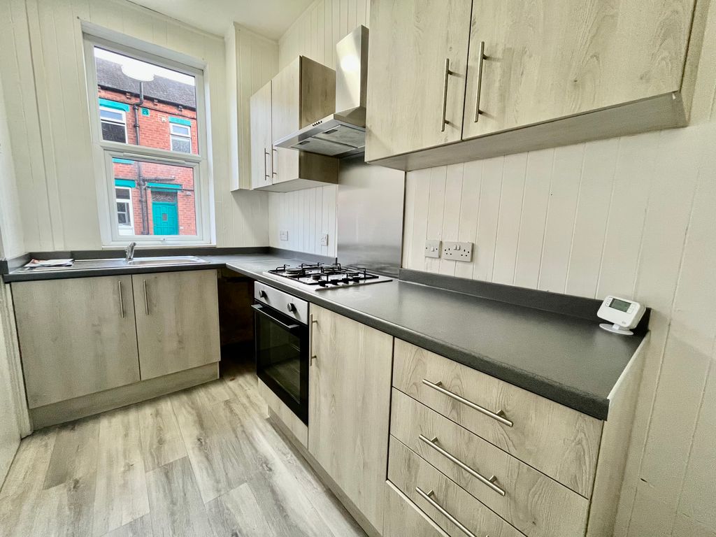 Property photo 3 of 6 Image