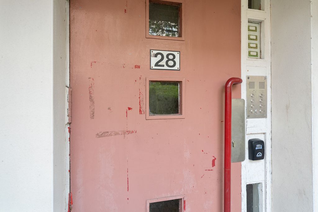 Property photo 2 of 21