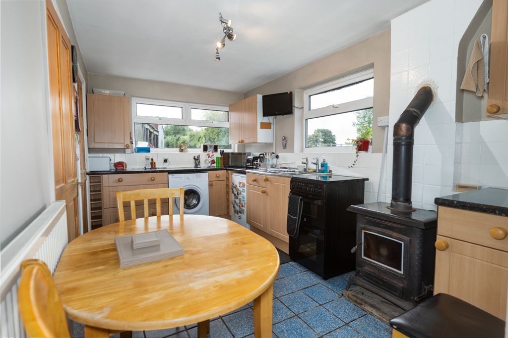 Property photo 3 of 42 B0031510