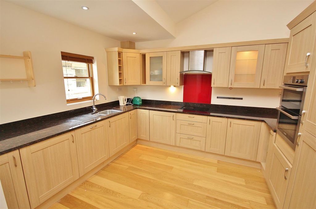 Property photo 2 of 12 7 The Elms, Houghton, Kitchen.Jpg