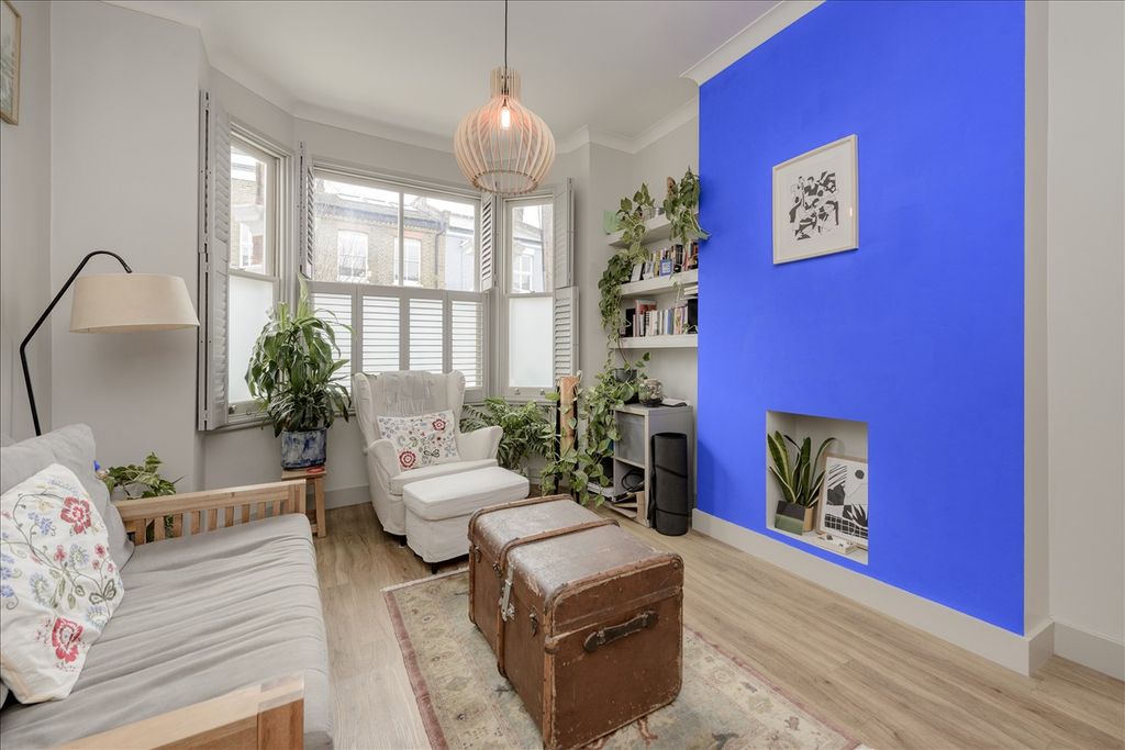 Property photo 1 of 10 Main Picture